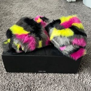 Sorel Go - Mail Run Women’s Slippers Size 8